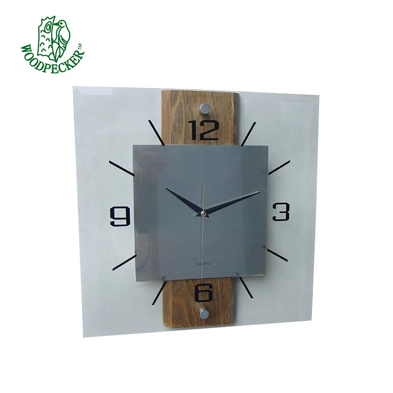 นาฬิกาแขวนโมเดิร์น